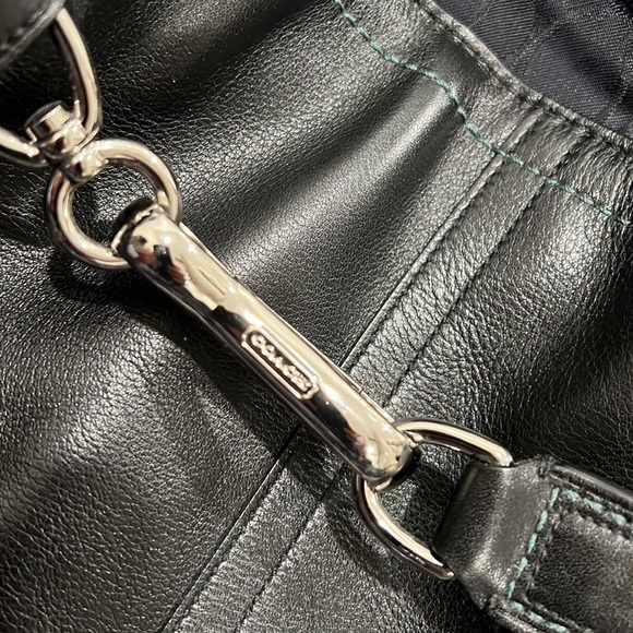 COACH Black Leather Tote Bag Laptop Commuter Expandable Tote Tassel Detail - Picture 8 of 9